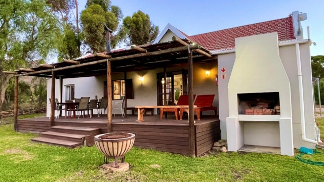 WhatsApp Image 2024-12-10 at 21.33.22 (1)